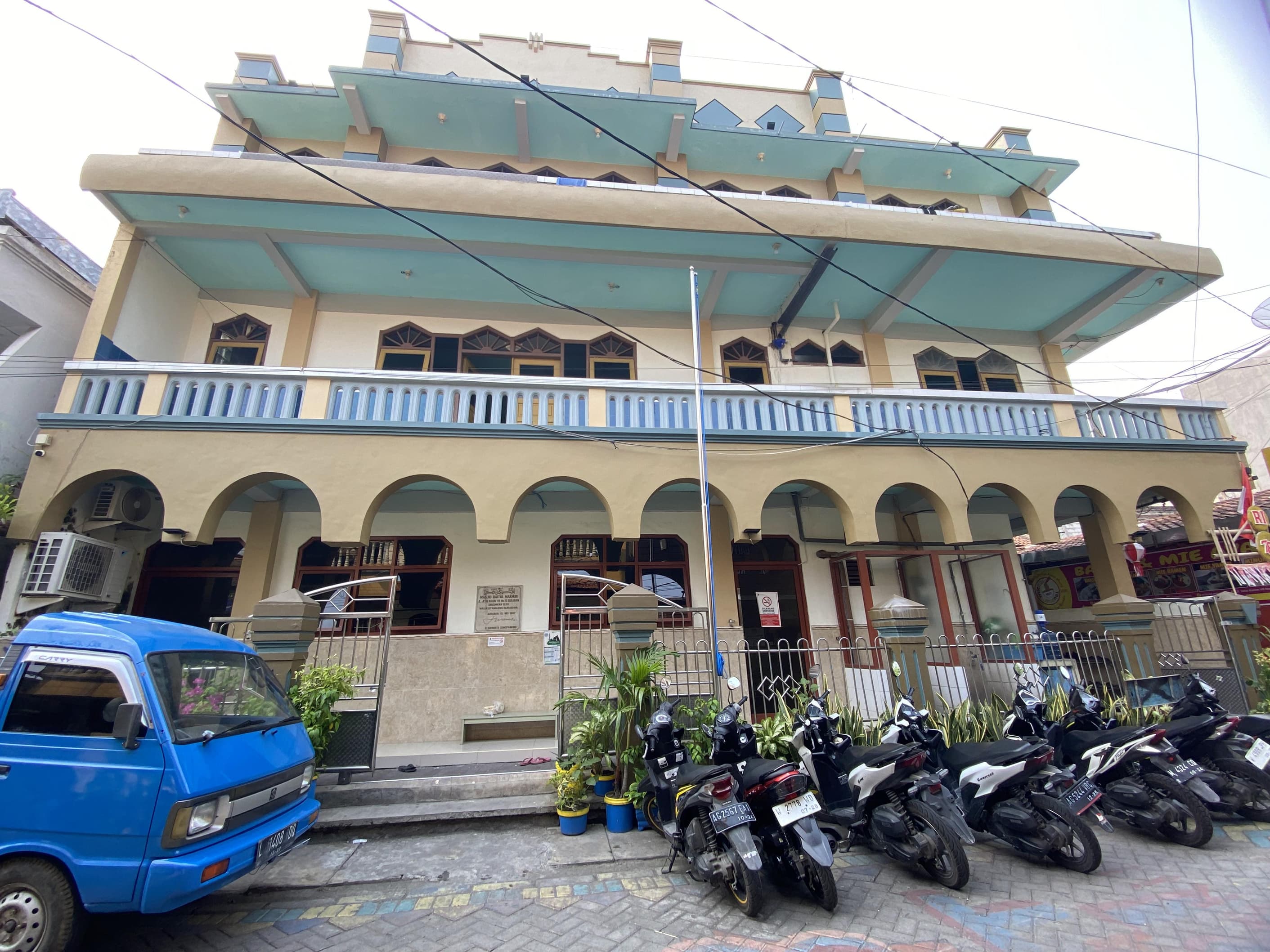 Masjid Baitul Makmur